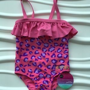 🎉HOST PICK🎉Girls Neontide pink safari swimsuit